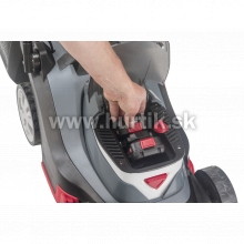Aku kosačka 38.2 Li Easy, 2 in ONE, bez pohonu / BOSCH FLEX [18V, 2x aku 4,0Ah, dvojnabíjačka, krabica]