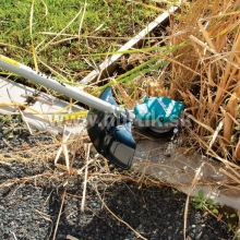 Aku vyžínač a krovinorez DUR368AZ / LXT [2x18V, bez aku, nabíjačky, krabica]