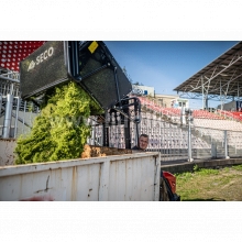_Traktor trávny STARJET Exclusive UJ 102-23 P5, záber 102cm, Kawasaki FS 651 / 21HP - 2 valec