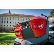 _Traktor trávny STARJET Exclusive UJ 102-23 P4 + UZÁVIERKA, záber 102cm, B&S VANGUARD / 23HP - 2 valec