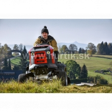 _Traktor trávny STARJET Exclusive UJ 102-23 P4 + UZÁVIERKA, záber 102cm, B&S VANGUARD / 23HP - 2 valec