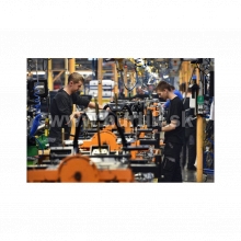 _Traktor mulčovací na vysokú trávu GOLIATH CG V2-23 - 4x2, záber 92cm / 110cm/ 132cm, B&S profesional VANGUARD / 23HP - 2 valec
