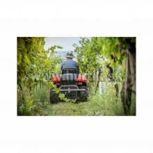 _Traktor mulčovací na vysokú trávu GOLIATH CG V2-23 - 4x2, záber 92cm / 110cm/ 132cm, B&S profesional VANGUARD / 23HP - 2 valec