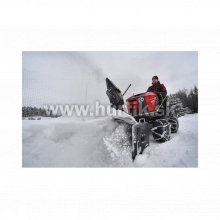 _Traktor trávny STARJET Exclusive UJ 102-23 P5, záber 102cm, B&S profesional VANGUARD / 23HP - 2 valec