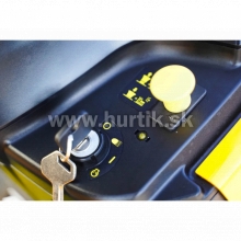 Traktor trávny ESTATE 598 W (2398 HW), záber 98cm, STIGA ST 550 / 16HP - 2 valec