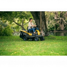 Aku Traktor trávny Swift 372e, záber 72cm, Lithium-ion batéria 48V, 40 Ah - do 2000m2
