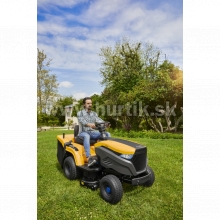 Aku Traktor trávny C 584e (Estate 84 V2 electric), záber 84cm, Lithium-ion batéria 48V, 40 Ah - do 4000m2