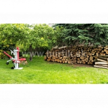 Štiepačka dreva VARI 11t na 400V / 11 ton, max. dĺžka polena 1.040mm, max. priemer kmeňa 300mm