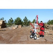 Štiepačka dreva VARI 16 ton - benzínová