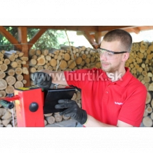 Štiepačka dreva VARI 8t na 400V + KLINY / 8 ton, max. dĺžka polena 550mm, max. priemer kmeňa 300mm