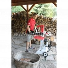 Štiepačka dreva VARI 8t na 400V + KLINY / 8 ton, max. dĺžka polena 550mm, max. priemer kmeňa 300mm