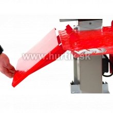 Štiepačka dreva VARI 8t na 400V + KLINY / 8 ton, max. dĺžka polena 550mm, max. priemer kmeňa 300mm