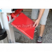 Štiepačka dreva VARI 8t na 400V + KLINY / 8 ton, max. dĺžka polena 550mm, max. priemer kmeňa 300mm